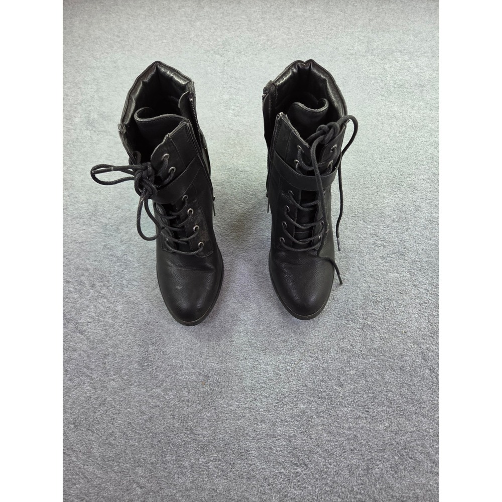 Daisy Fuentes Black Faux Leather Lace Up Chunk Heel Ankle Boots Size 8.5 Cheril